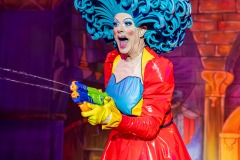 Snow White | Wyvern Theatre, Swindon | 2023